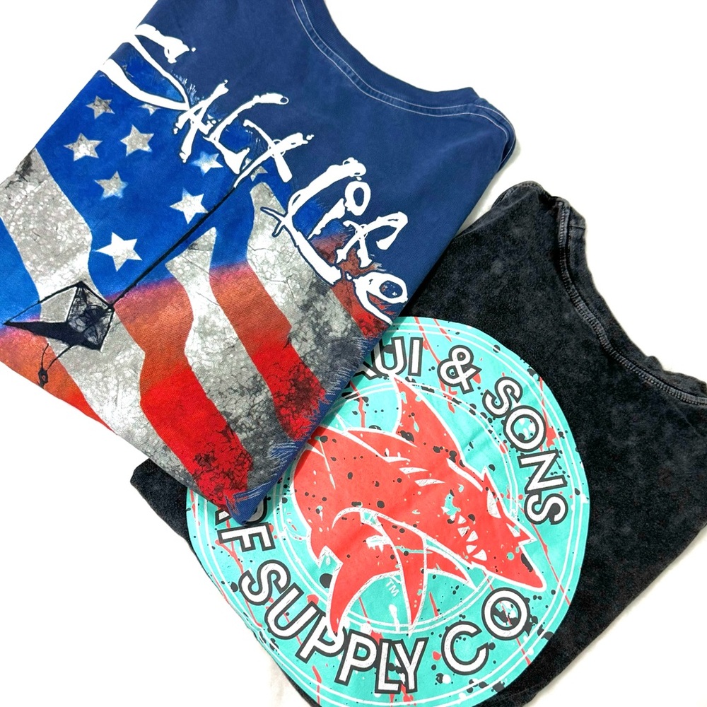 Set of Long Sleeve Surf Shirts from Salt Life and Maui & Sons size medium